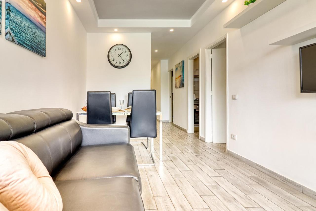 Modern Apartment With An Addictive Terrace View Los Cristianos  Exterior foto